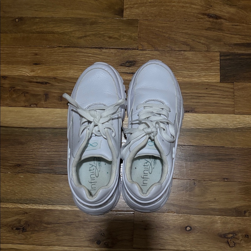 Infinity Women's White Sneakers